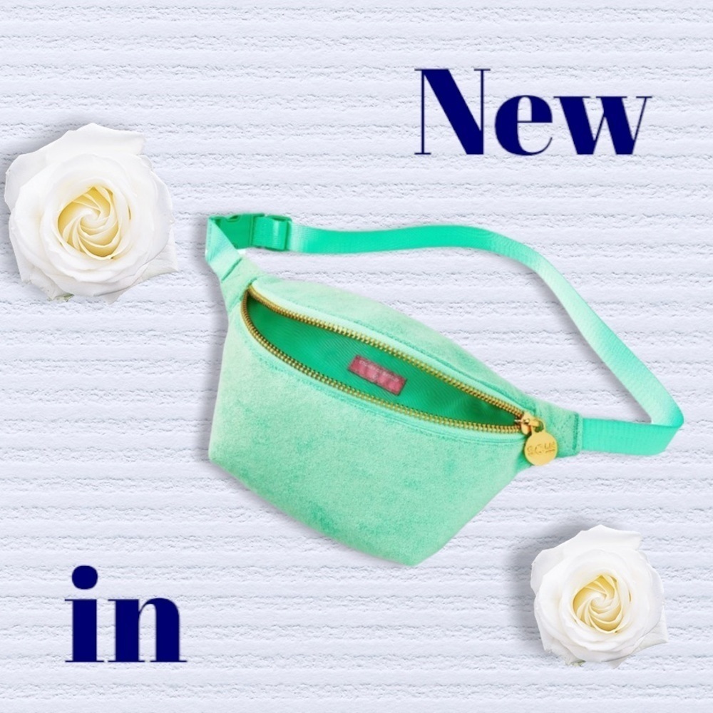 STONEY CLOVER LANE X TARGET - Terry Cloth Fanny Pack Light Green